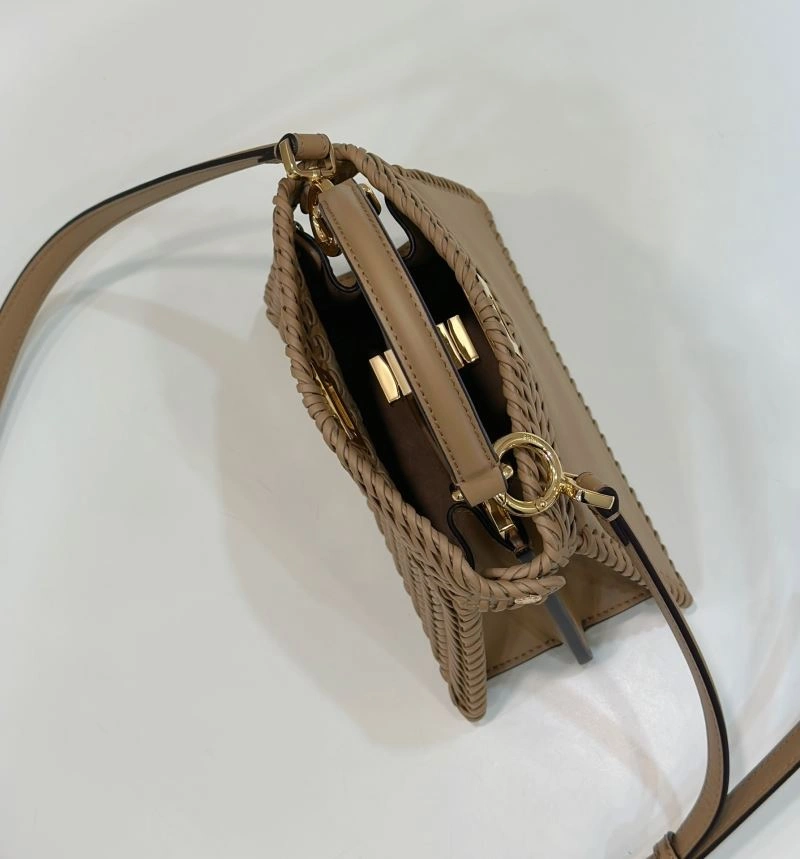 Effortless Fendi Peekaboo Bags 57736