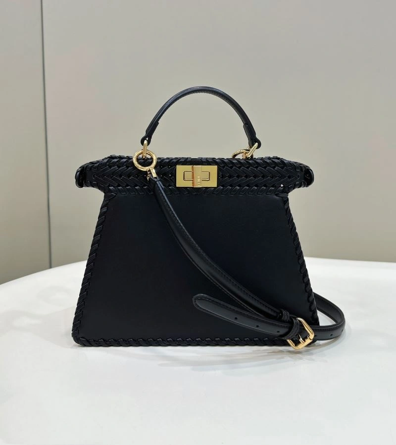 Supportive Fendi Peekaboo Bags 57748