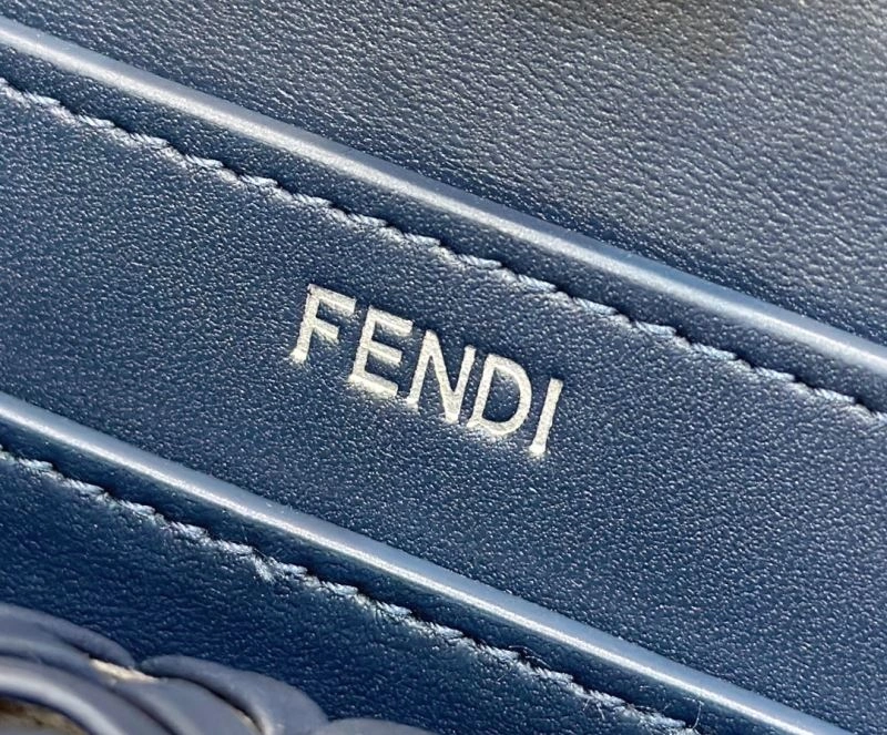 Fendi Peekaboo Bags StreetReady 57773