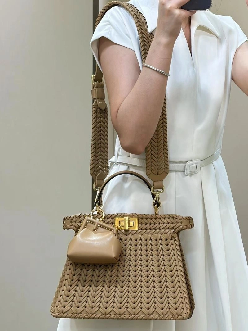 Fendi Peekaboo Bags WellDesigned 57731