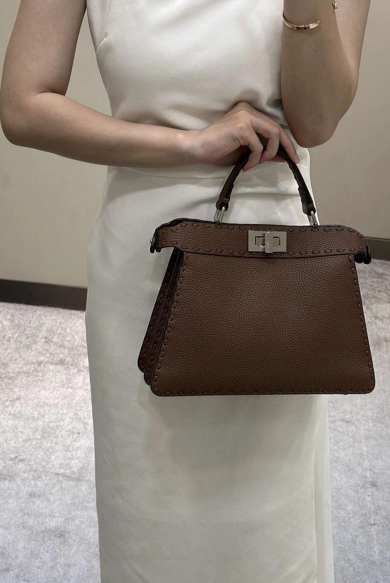 Fendi Peekaboo Bags ComfortFit 57740
