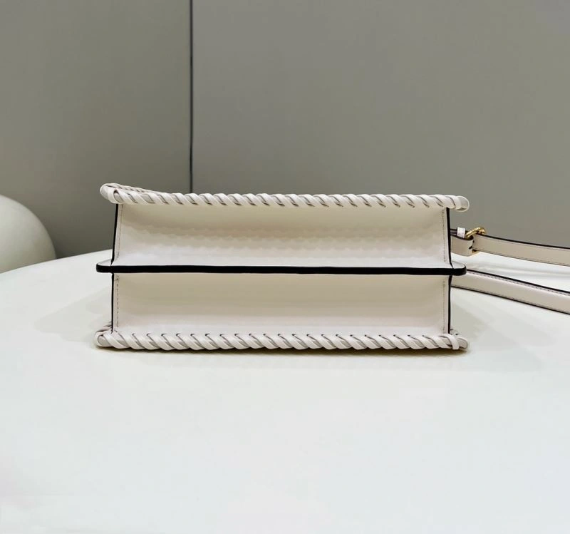 WellDesigned Fendi Peekaboo Bags 57735