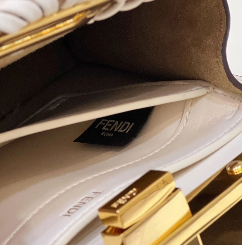WellDesigned Fendi Peekaboo Bags 57735