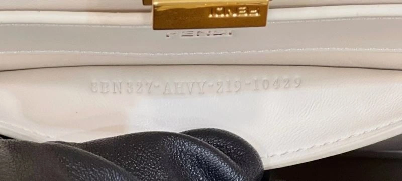 WellDesigned Fendi Peekaboo Bags 57735