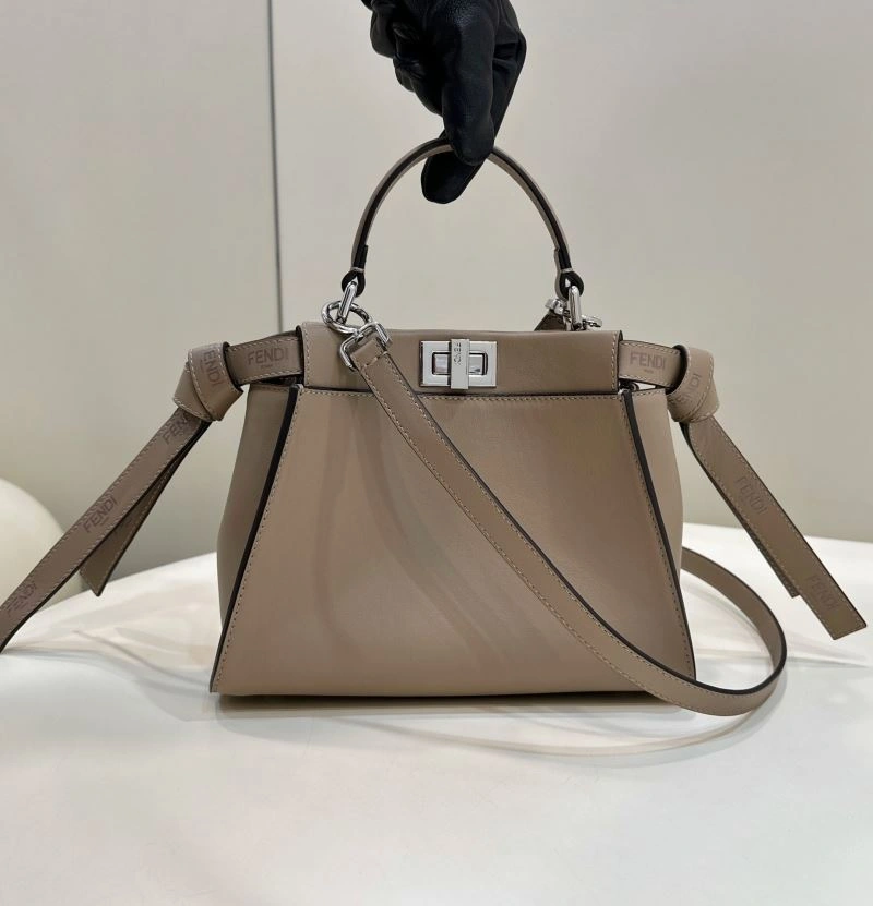 Fendi Peekaboo Bags Cozy 57764