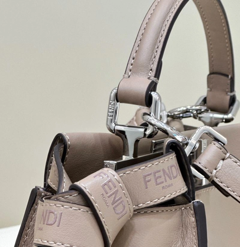 Fendi Peekaboo Bags Cozy 57764
