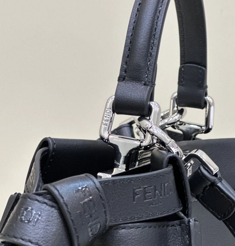 Fendi Peekaboo Bags EasyCare 57763