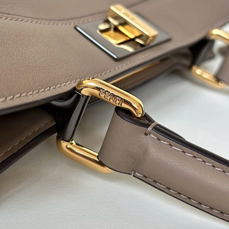 Fendi Peekaboo Bags Bold 57726