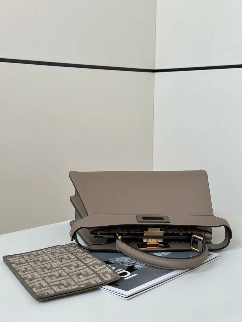 Fendi Peekaboo Bags Bold 57726