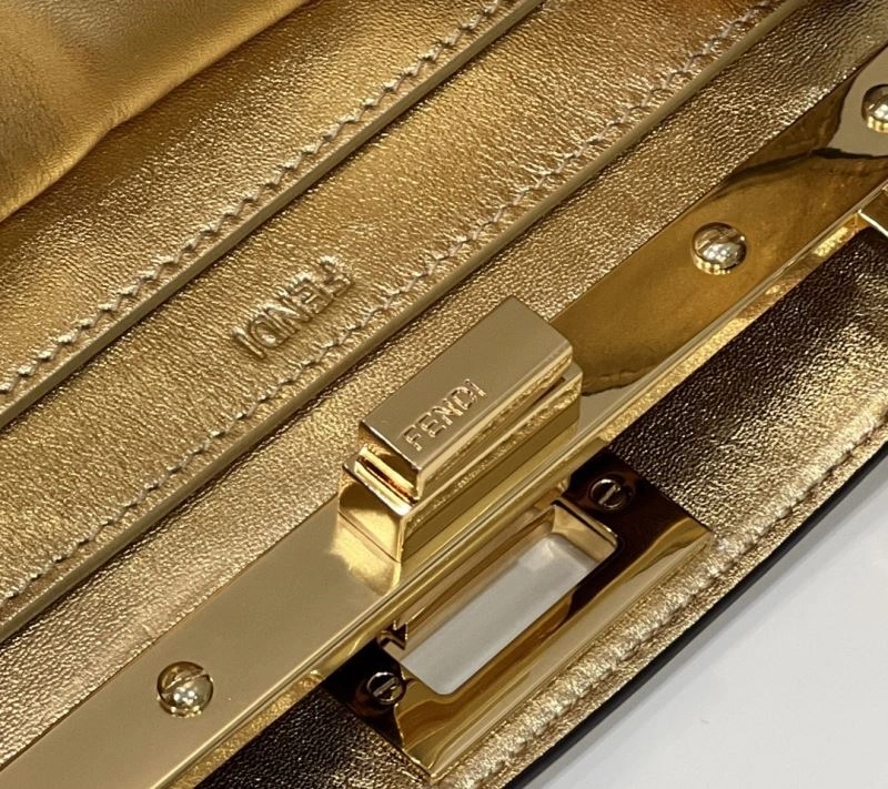 Effortless Fendi Peekaboo Bags 57721