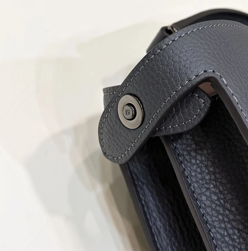 Fendi Peekaboo Bags DailyWear 57723