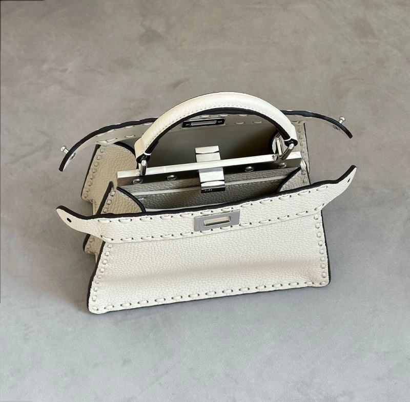 Fendi Peekaboo Bags Premium 57708