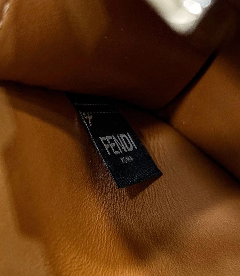 FlexibleFit Fendi Peekaboo Bags 57711