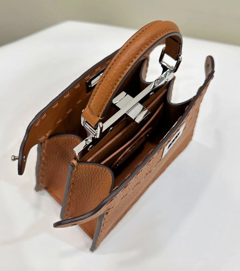 FlexibleFit Fendi Peekaboo Bags 57711