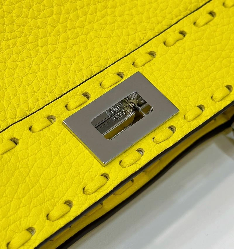 Fendi Peekaboo Bags Unisex 57733