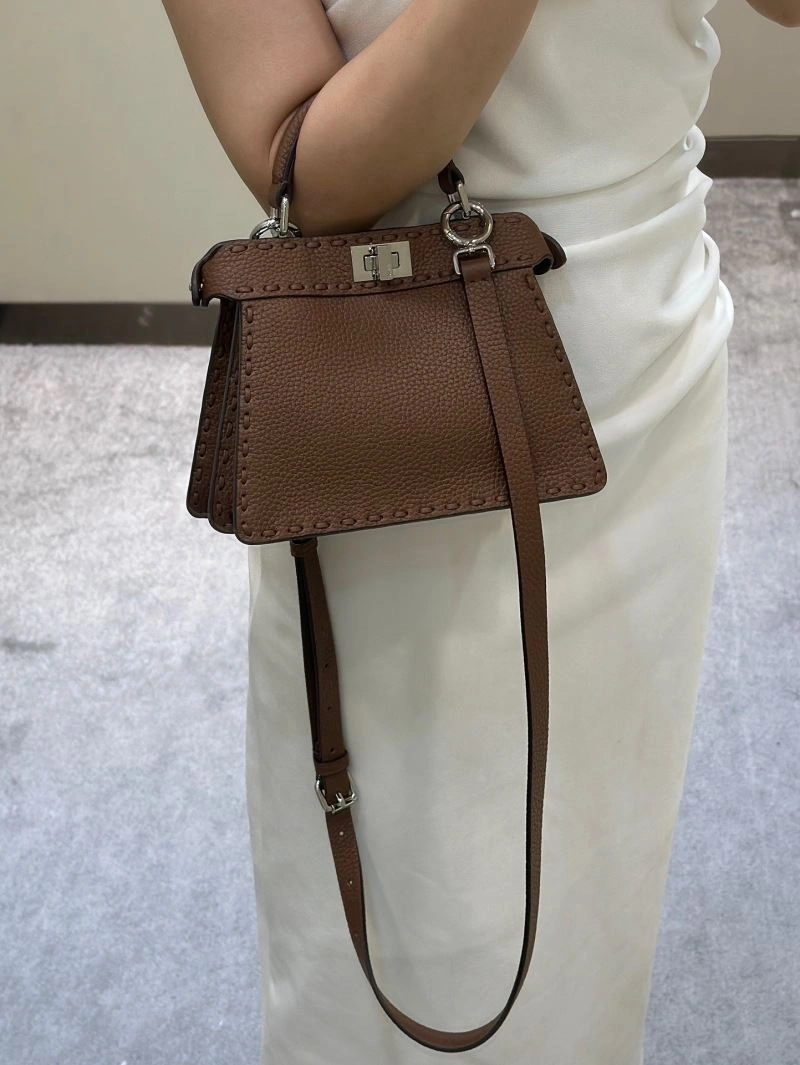 Fendi Peekaboo Bags EasyCare 57705