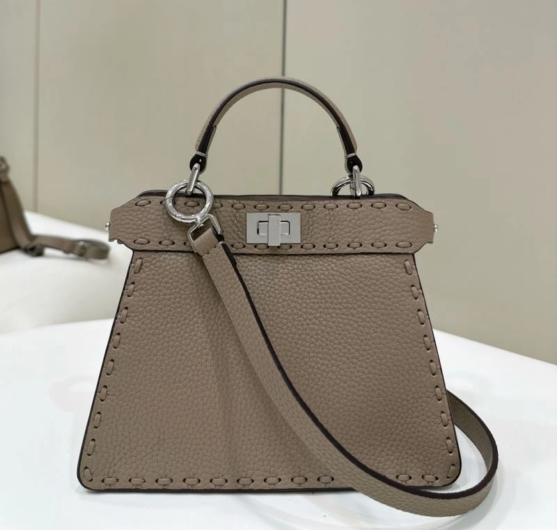 Snug Fendi Peekaboo Bags 57714