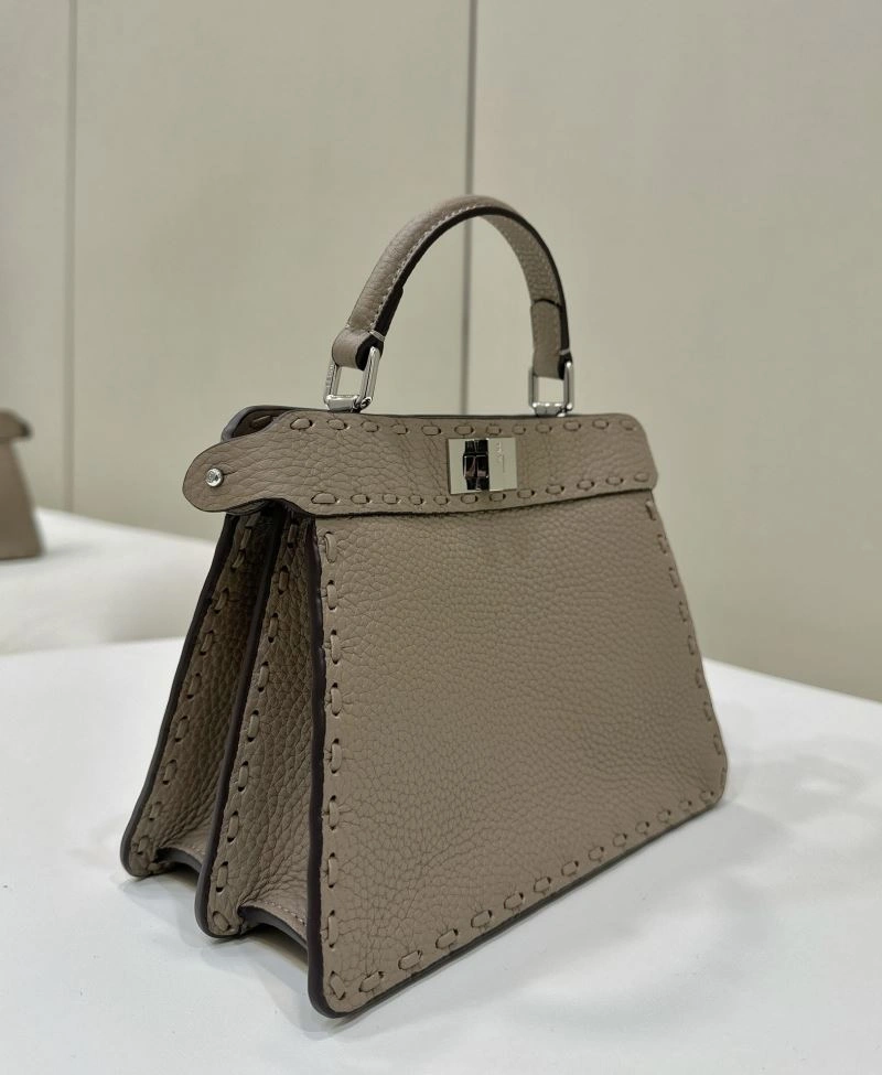 Snug Fendi Peekaboo Bags 57714
