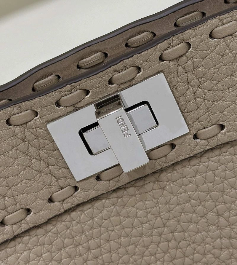 Snug Fendi Peekaboo Bags 57714