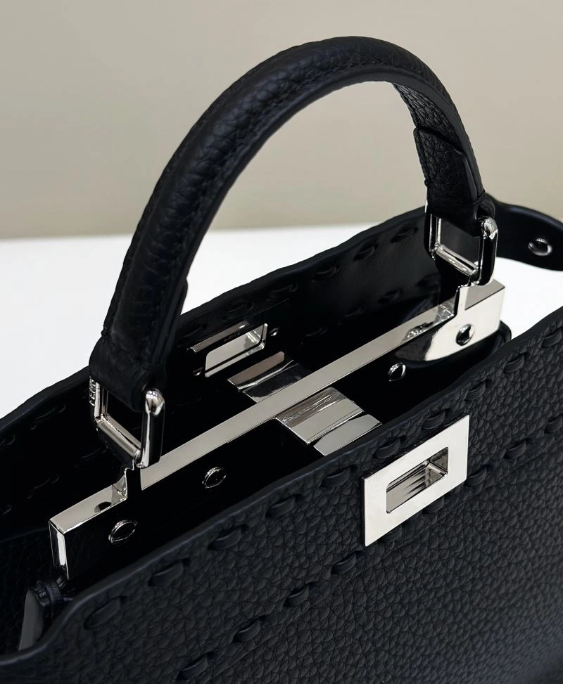 Fendi Peekaboo Bags ZipUp 57709