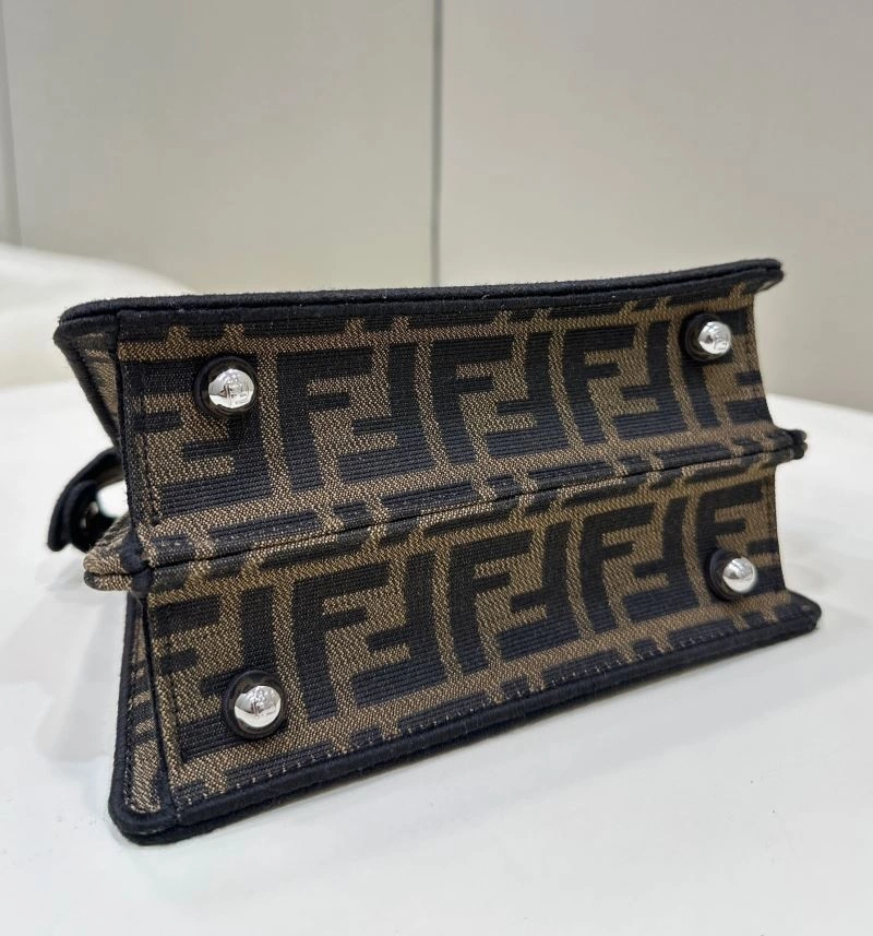 Modern Fendi Peekaboo Bags 57707