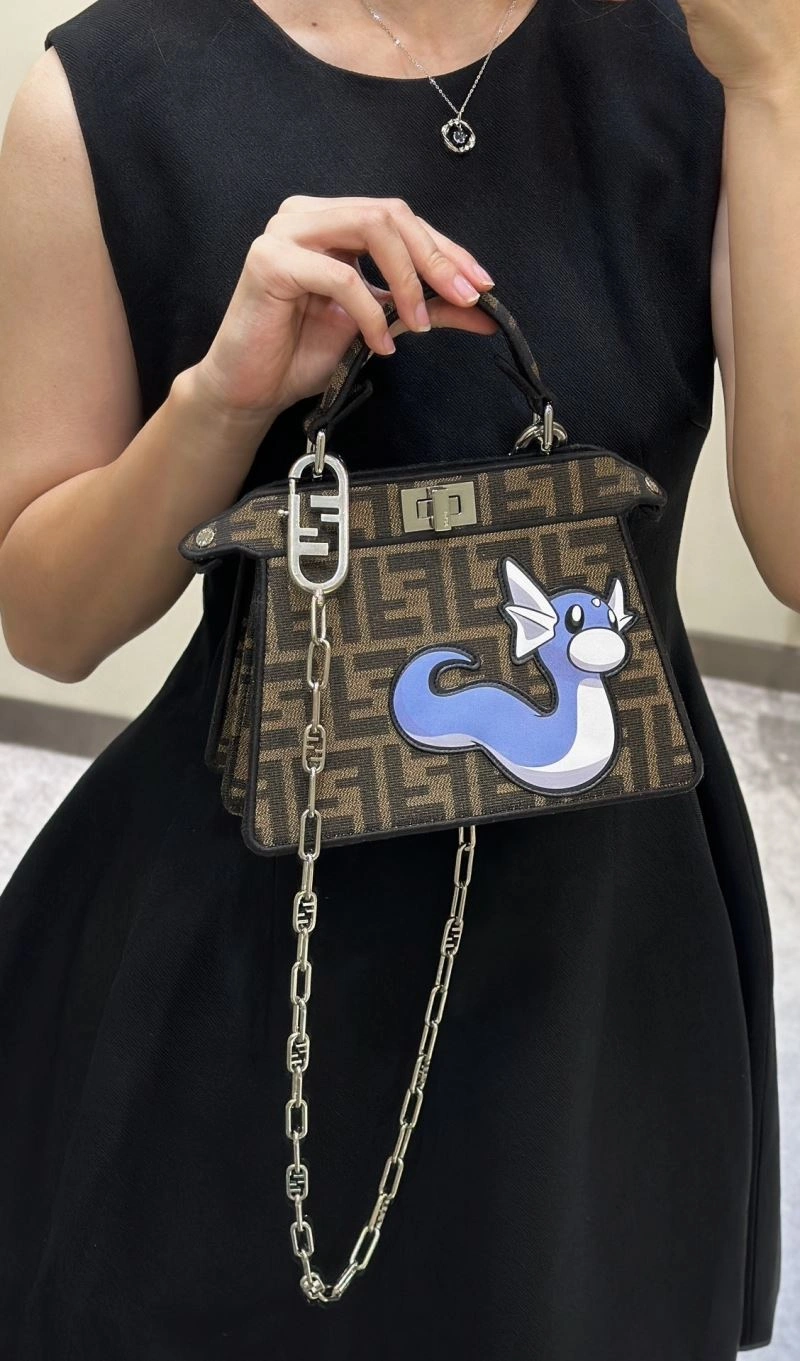 Modern Fendi Peekaboo Bags 57707
