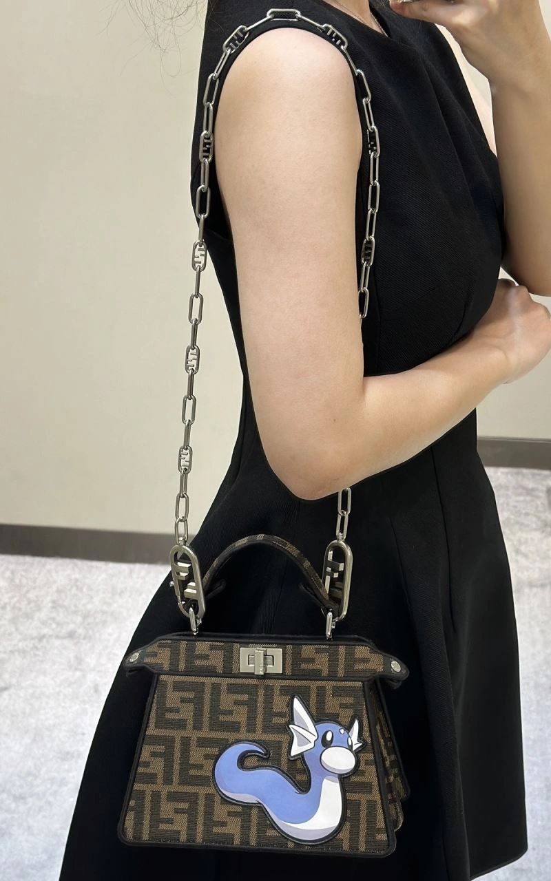 Modern Fendi Peekaboo Bags 57707