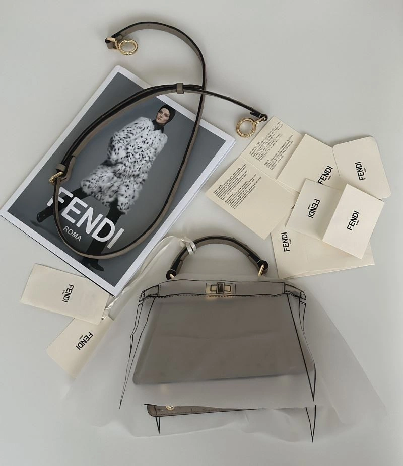 Fendi Peekaboo Bags Functional 57772