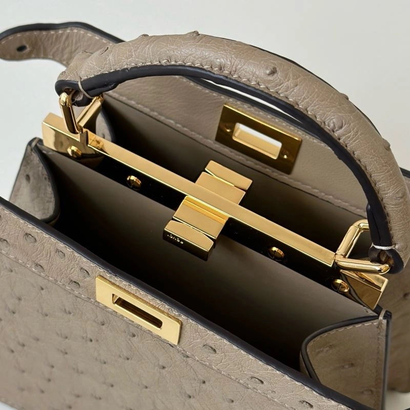 Fendi Peekaboo Bags Functional 57772