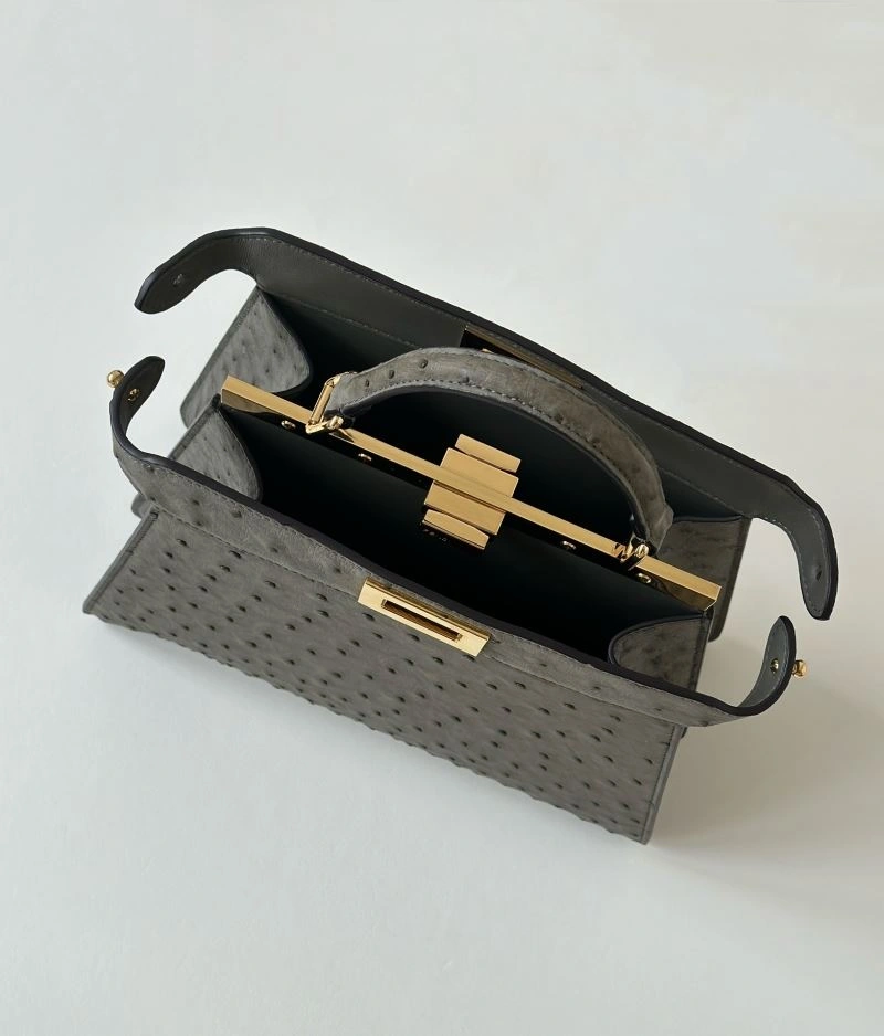 Sporty Fendi Peekaboo Bags 57691