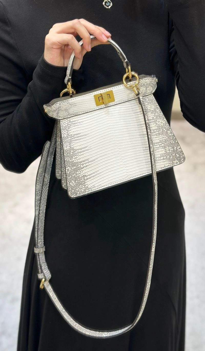 Fendi Peekaboo Bags GoAnywhere 57710