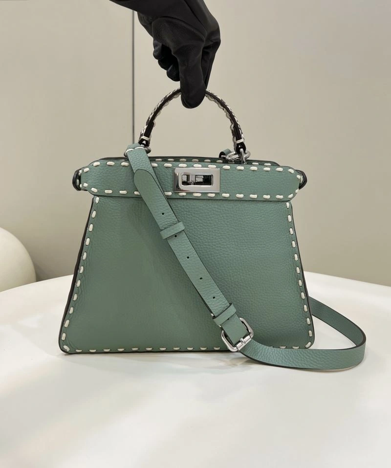 Comfortable Fendi Peekaboo Bags 57770