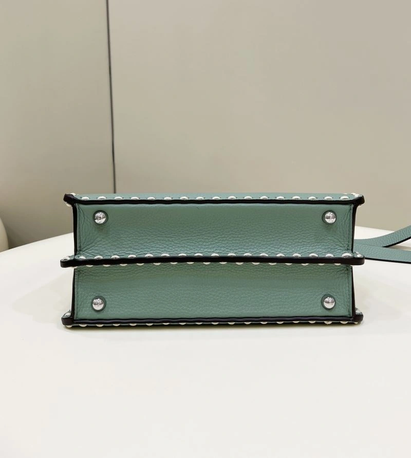 Comfortable Fendi Peekaboo Bags 57770