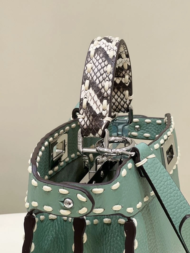 Comfortable Fendi Peekaboo Bags 57770