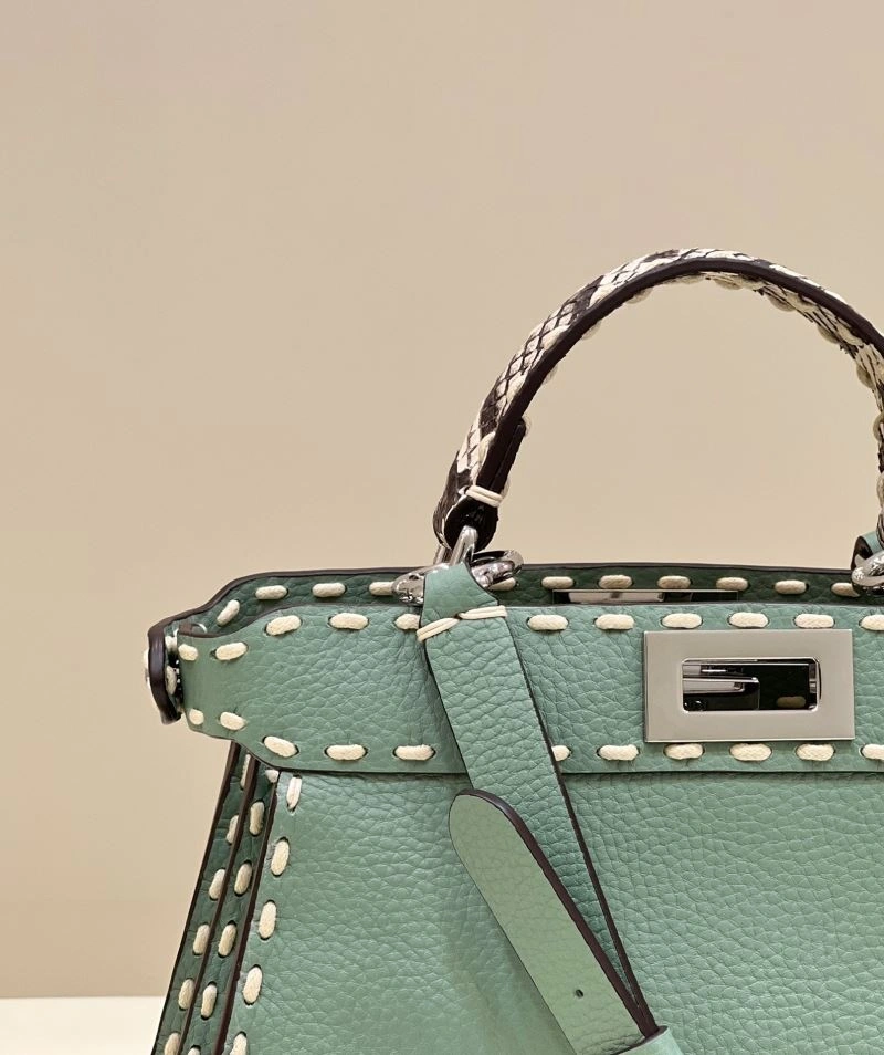 Comfortable Fendi Peekaboo Bags 57770