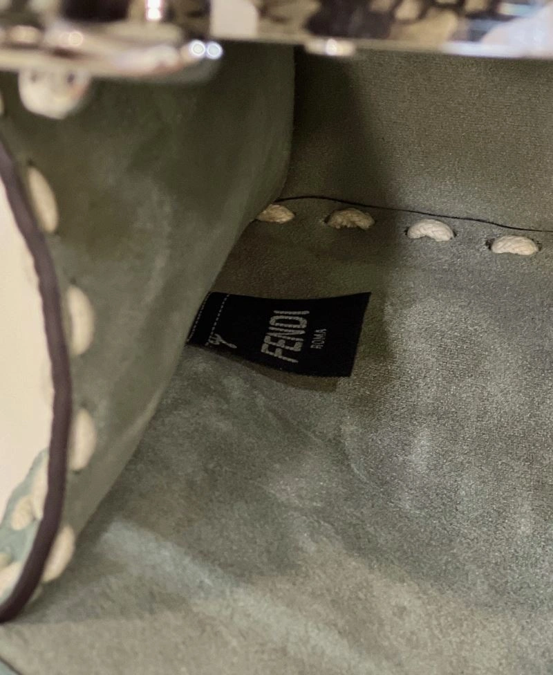 Comfortable Fendi Peekaboo Bags 57770