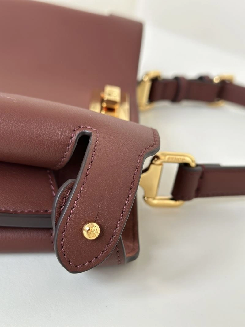 Fendi Peekaboo Bags Stylish 57687