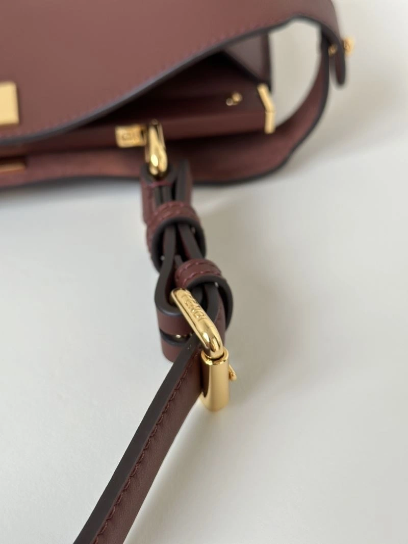 Fendi Peekaboo Bags Stylish 57687