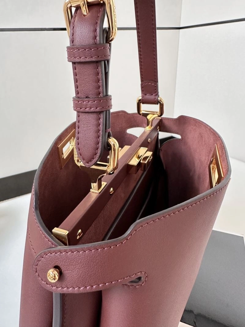 Fendi Peekaboo Bags Stylish 57687