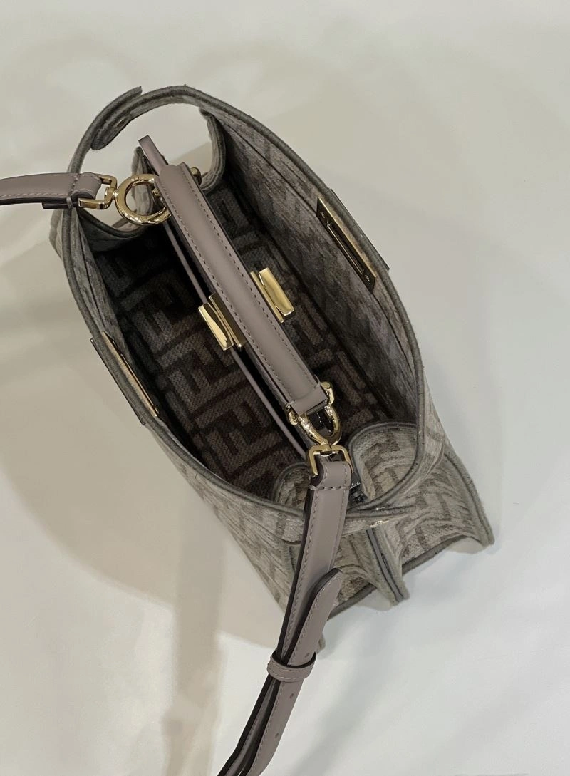 Fendi Peekaboo Bags Versatile 57684