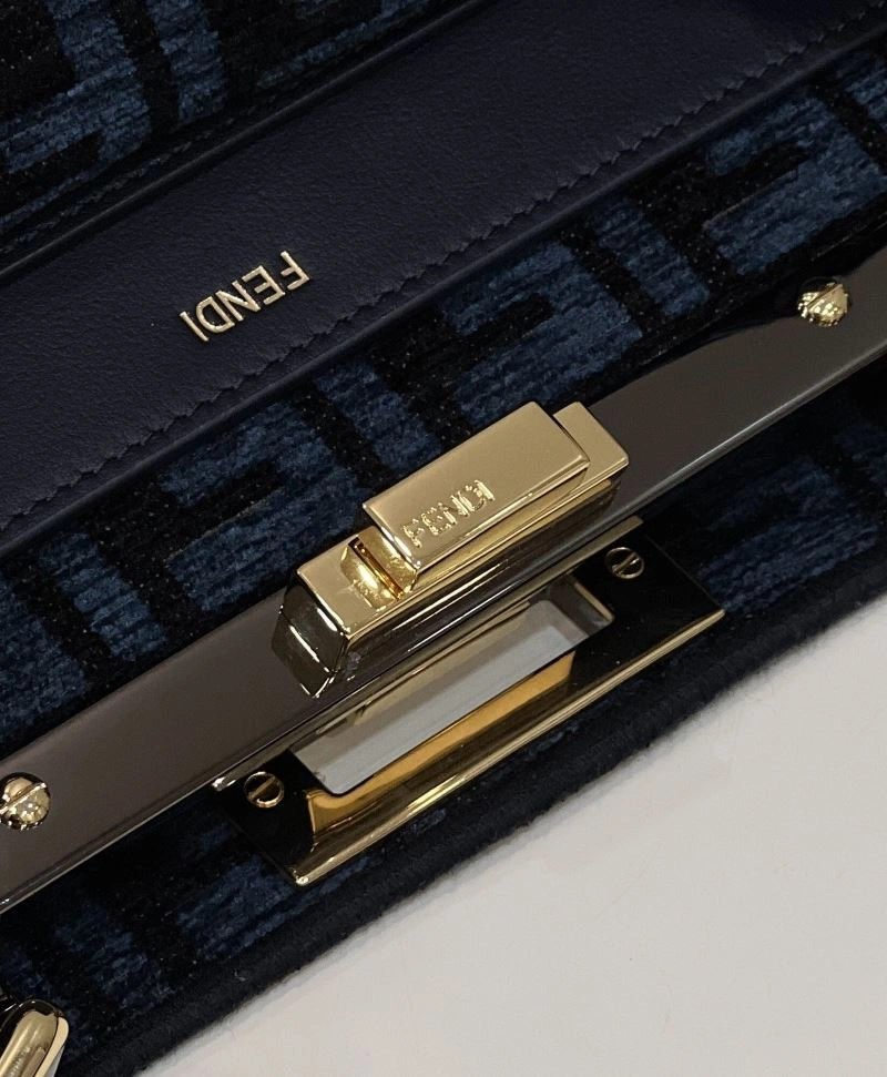 Fendi Peekaboo Bags Trendy 57680