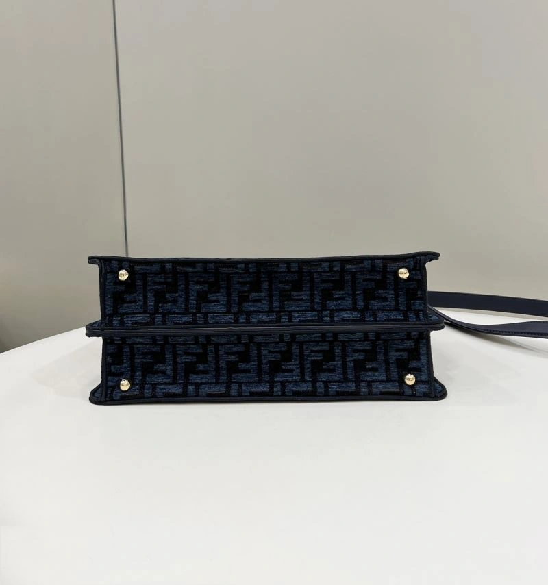 Fendi Peekaboo Bags Trendy 57680