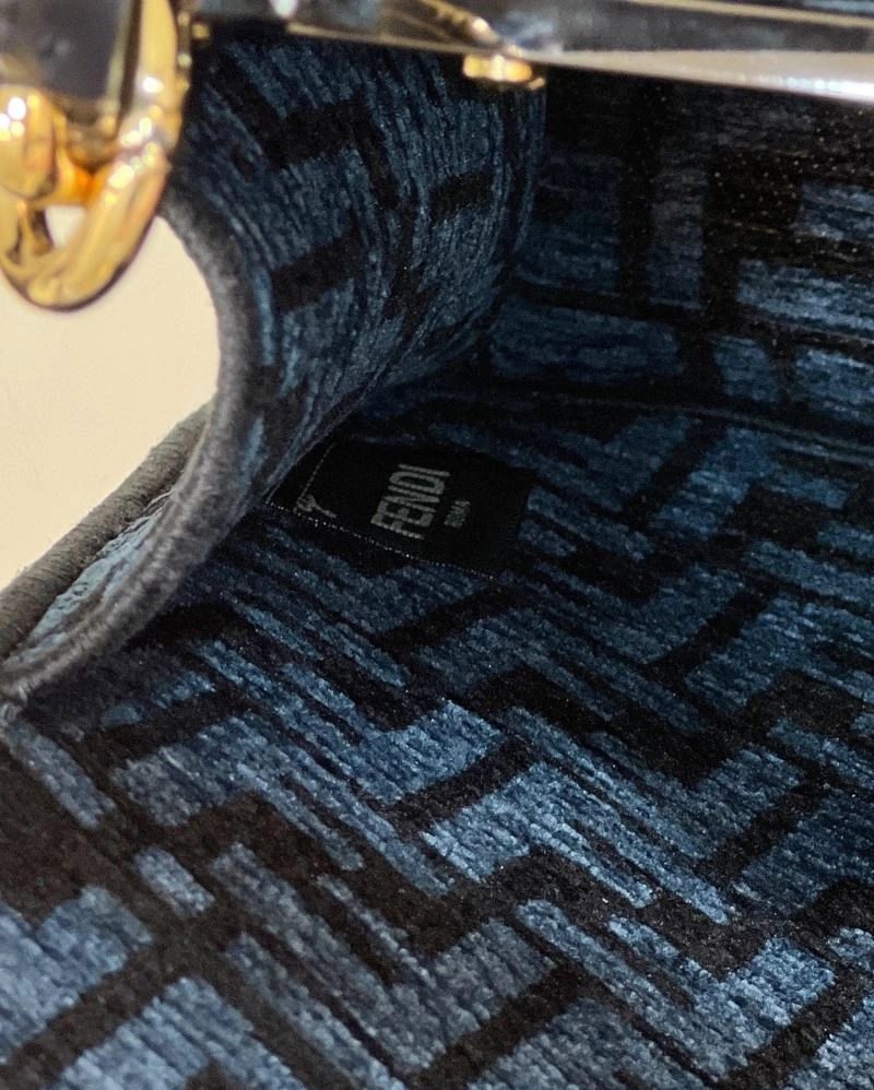 Fendi Peekaboo Bags Trendy 57680