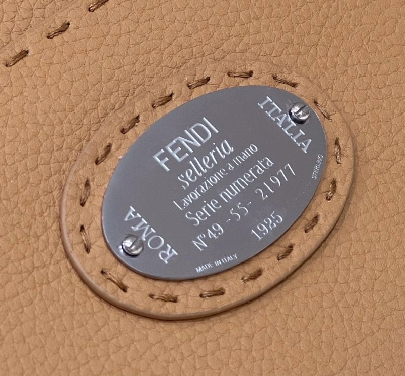 Breathable Fendi Peekaboo Bags 57667