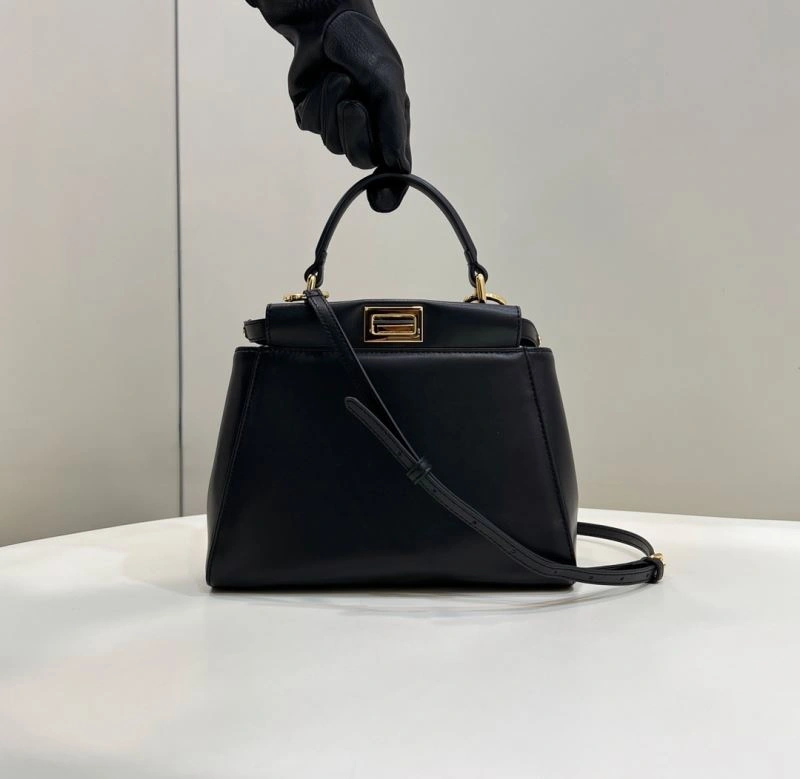 Fendi Peekaboo Bags Breathable 57674