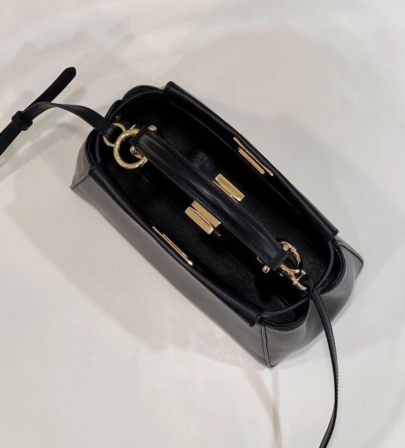 Fendi Peekaboo Bags Breathable 57674