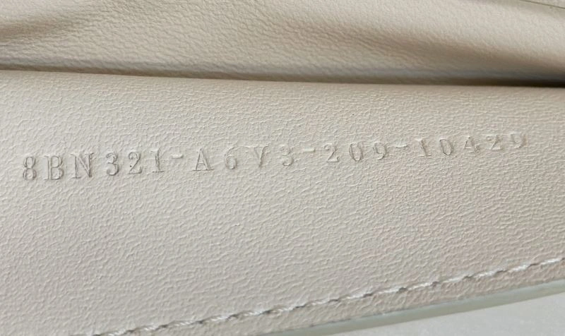Supportive Fendi Peekaboo Bags 57713