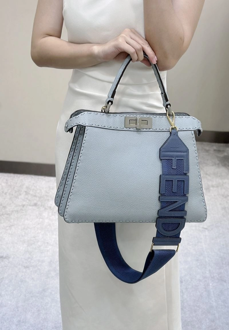 Breathable Fendi Peekaboo Bags 57660