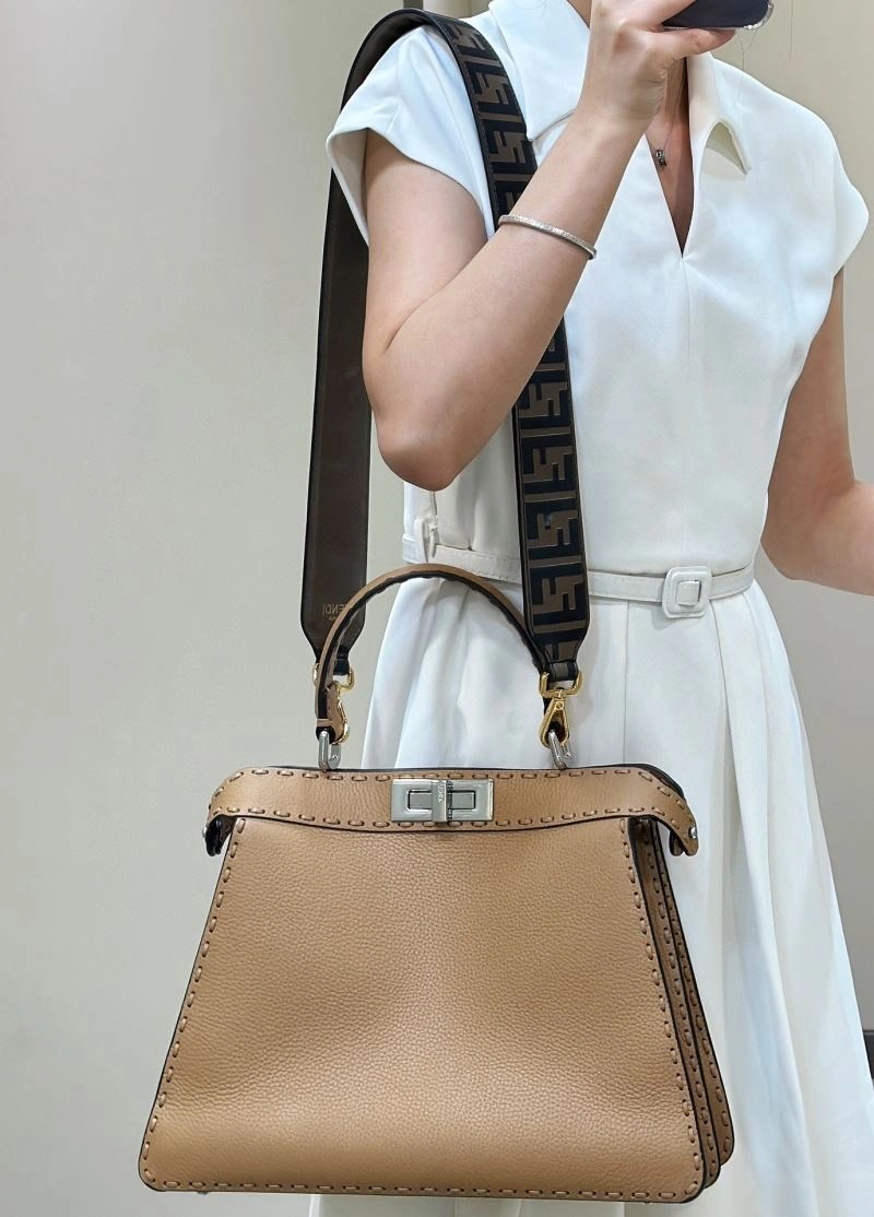 HighQuality Fendi Peekaboo Bags 57655