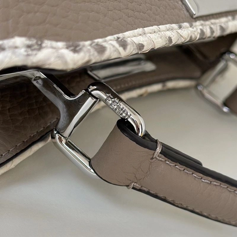 Fendi Peekaboo Bags FastDry 57652